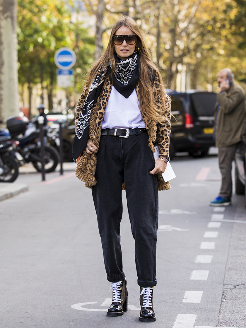 Street Style : Paris Fashion Week Womenswear Spring/Summer 2019